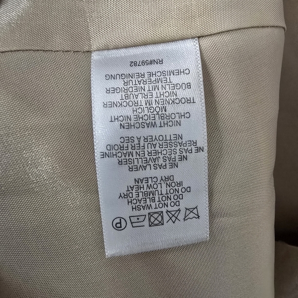 Adrianna Papell gold Rosette Gown with pockets floor lenght full skirt - Picture 11 of 16